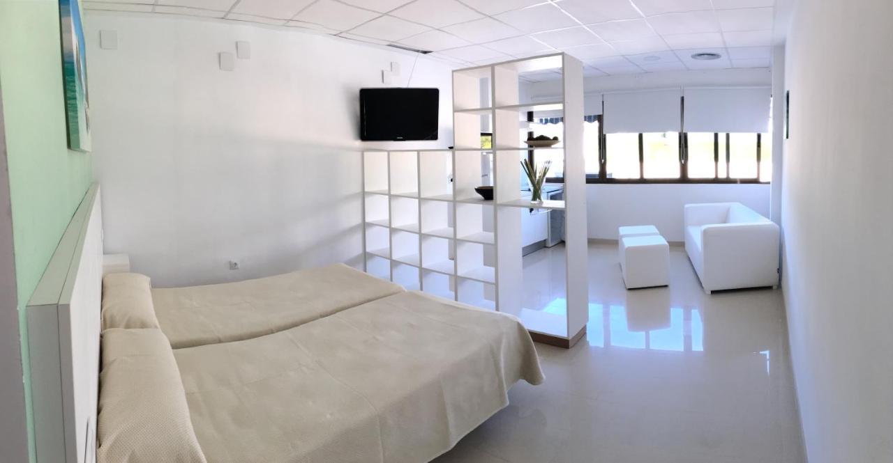 טורמולינוס Apartamentos Carmen Teresa מראה חיצוני תמונה