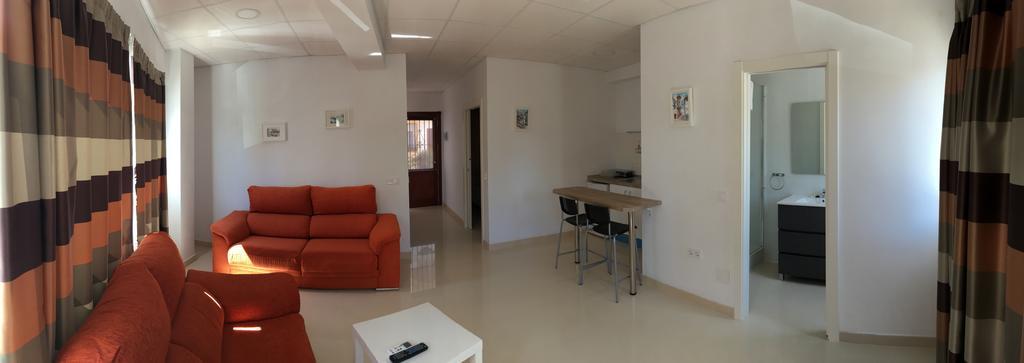 טורמולינוס Apartamentos Carmen Teresa מראה חיצוני תמונה