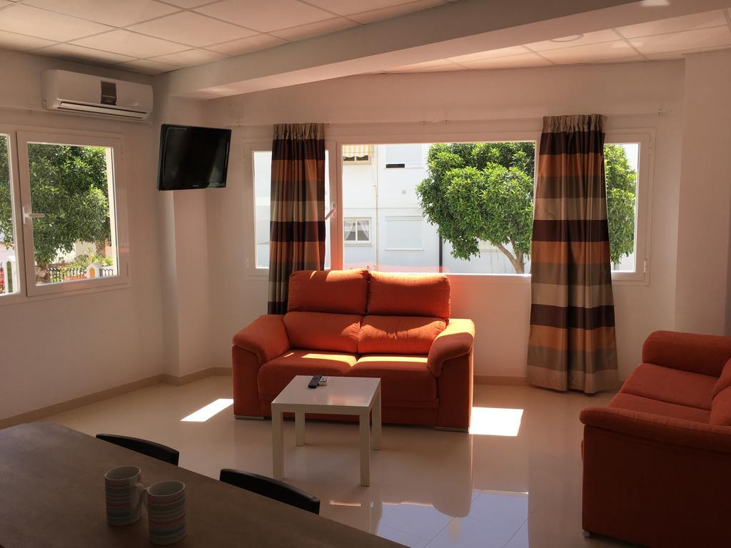 טורמולינוס Apartamentos Carmen Teresa מראה חיצוני תמונה